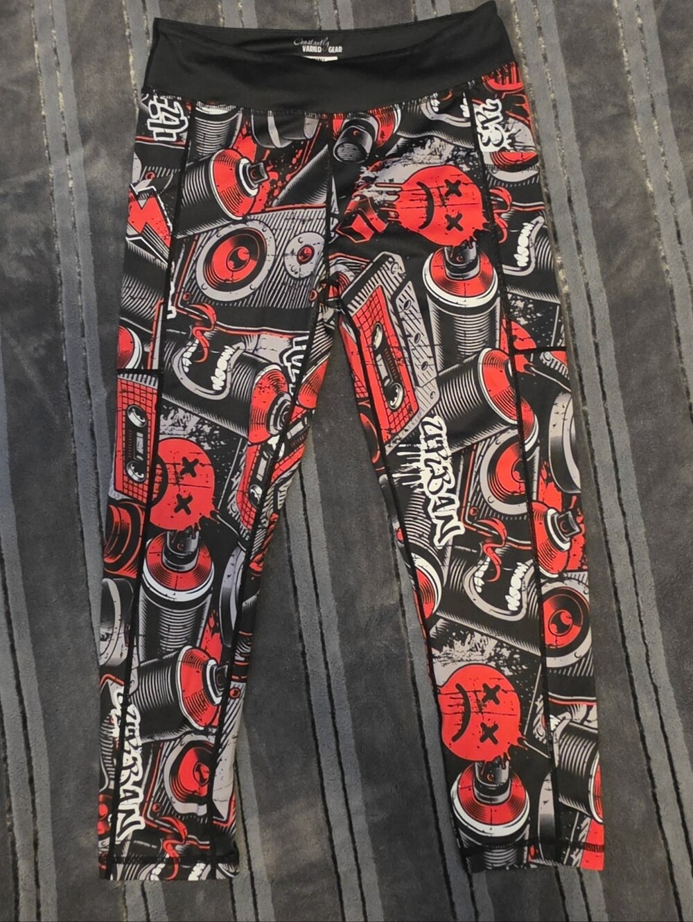 Constantly Varied Gear OG Grafitti Capris Size Small